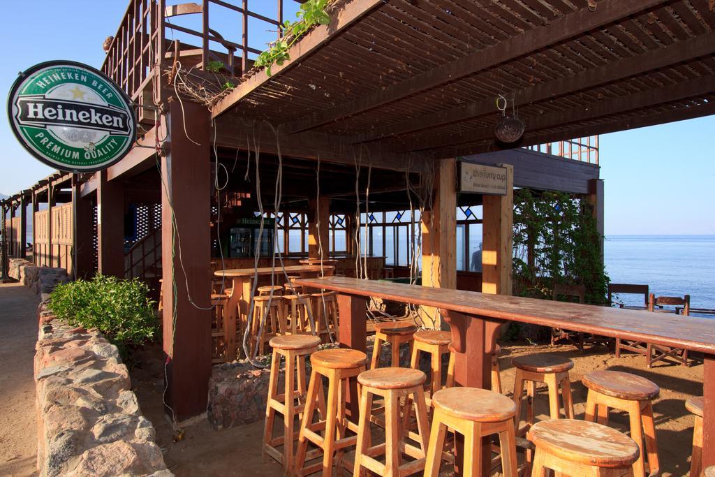 Blue Beach Club Apartment Дахаб Екстериор снимка