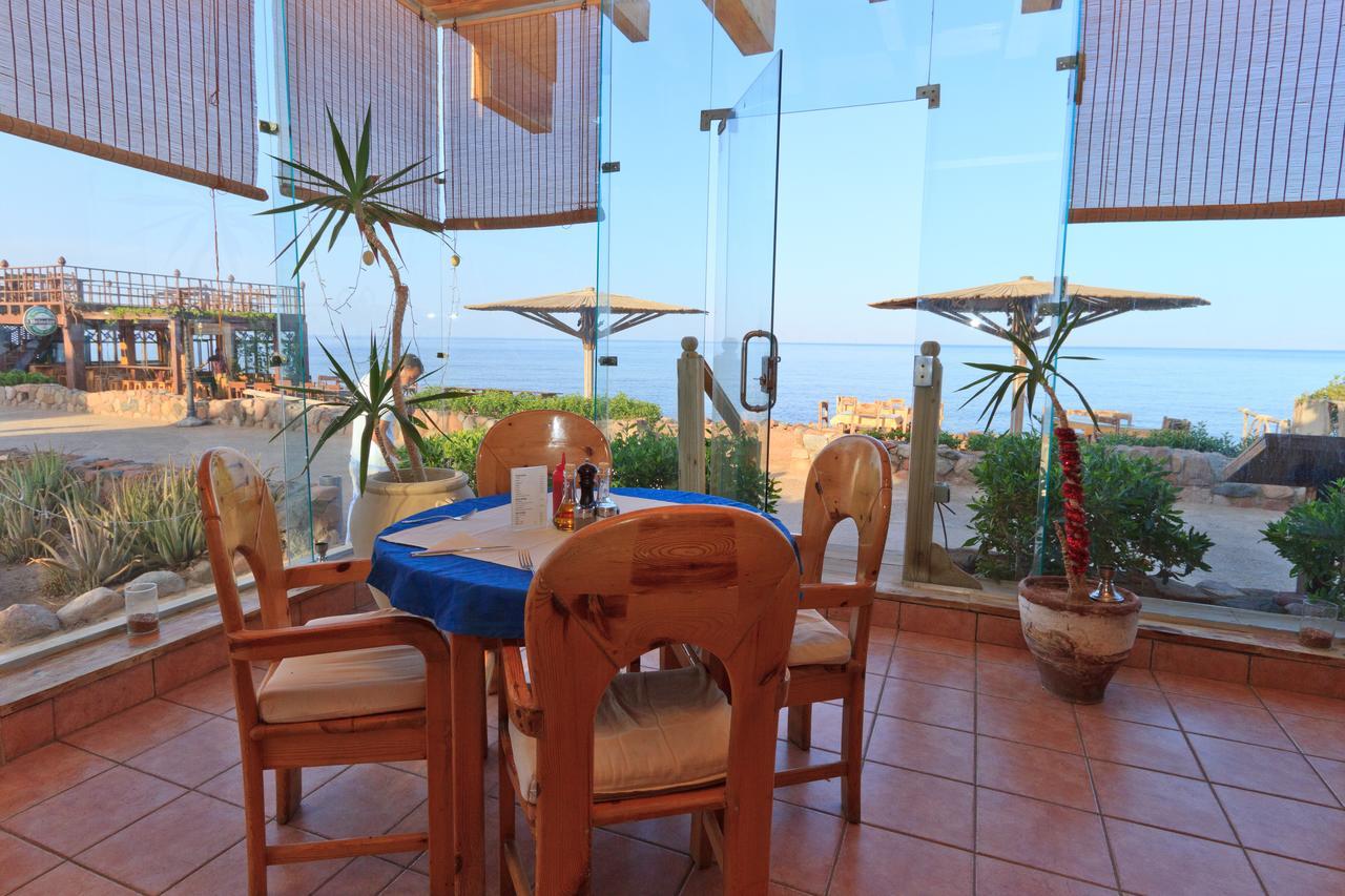 Blue Beach Club Apartment Дахаб Екстериор снимка