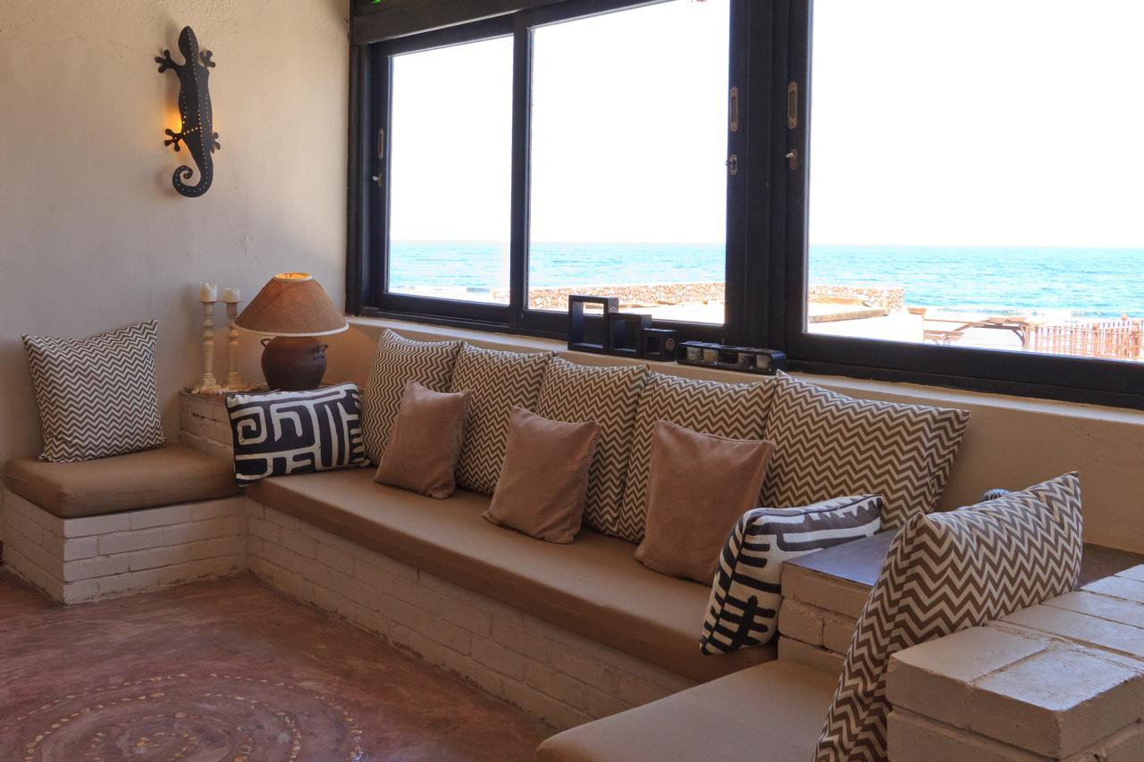 Blue Beach Club Apartment Дахаб Екстериор снимка